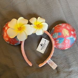 NWT Authentic Disney Parks Aulani Ears